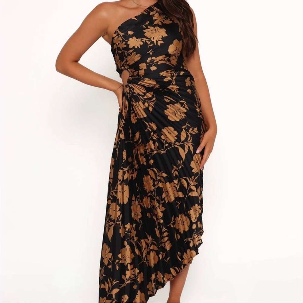 Petal & Pup Black and Gold One-Shoulder Floral Dress